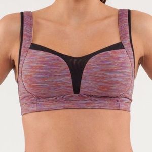 🍋Lululemon TaTa Tamer Sports Bra🍋